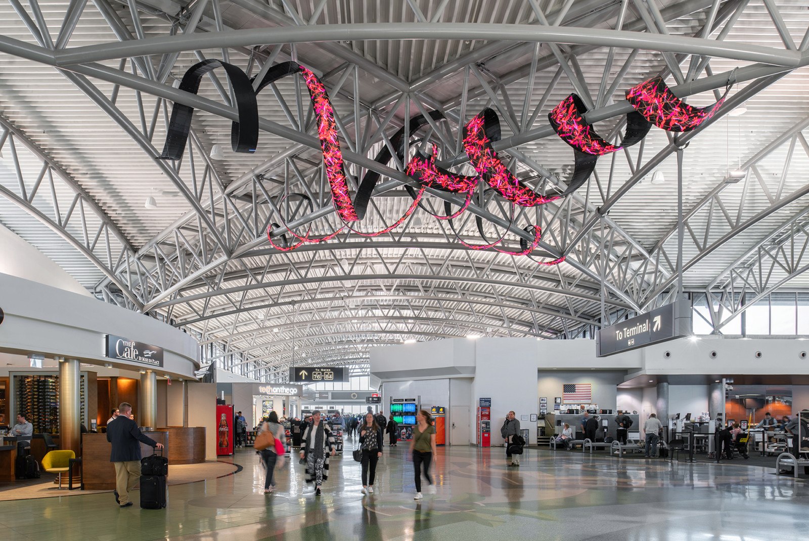 https://airportslounges.com/tpa-airport-lounges/