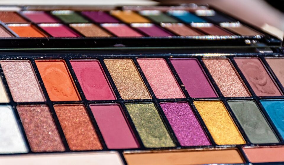 eye shadows, cosmetics, makeup, powder, colorful, colors, beauty products, cosmetology, color palette, girls, make up, salon, fashion, glamour, summer colors, beautician, box, mirror, form, vivid colors, makeup kit, beauty set, beauty supply, vivid, pink magic, beauty products, beauty products, beauty products, beauty products, beauty products, makeup kit