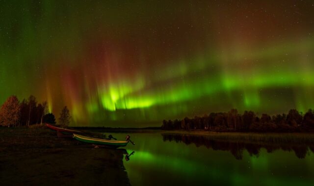 aurora borealis, nature, northern lights, night, green, finland, starry sky, black, reflection, autumn, horizon, calm, river, space, trees, universe, beauty, mysterious, phenomenon, tourism