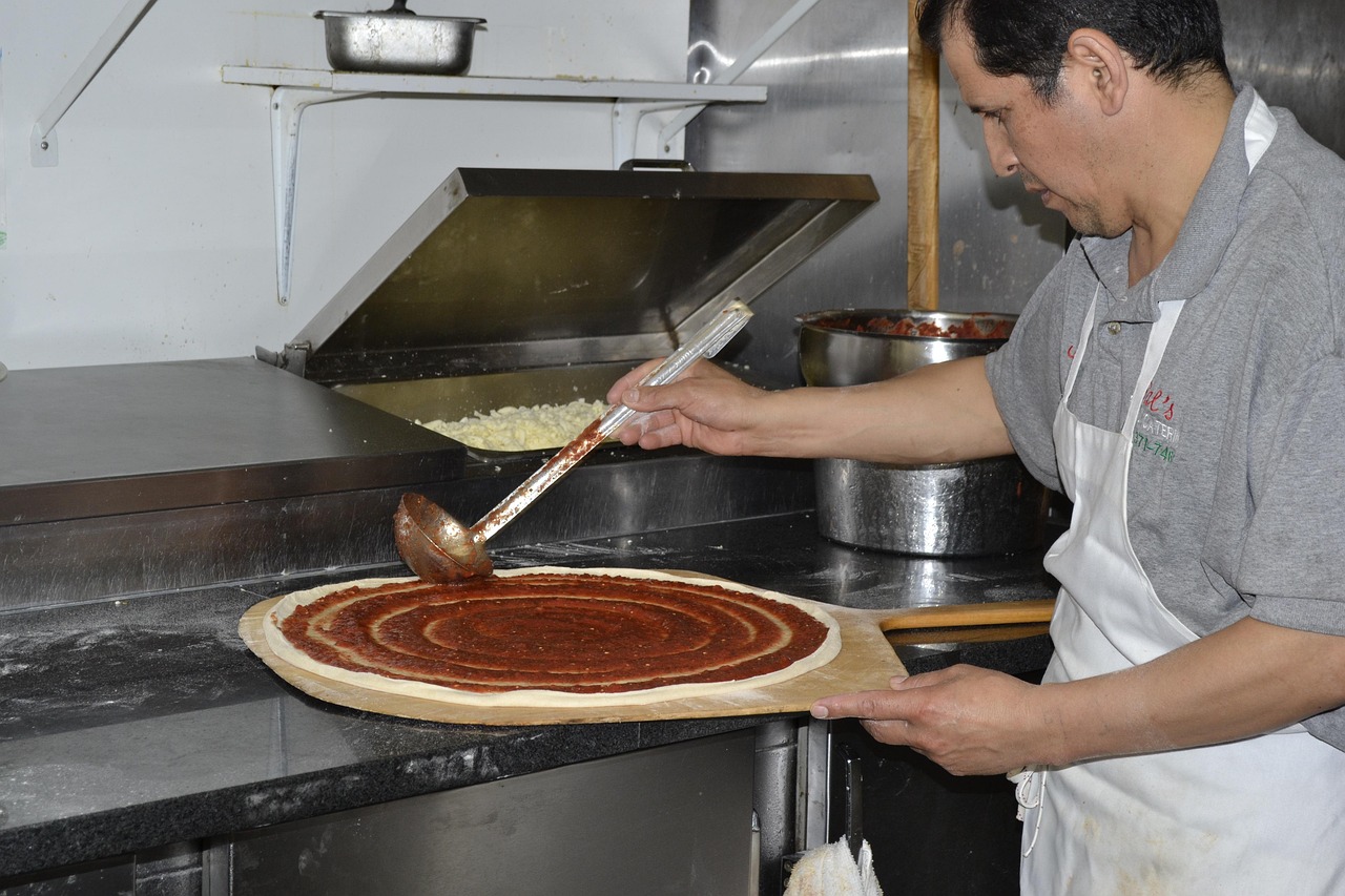 pizza, making pizza, pizza guy, pizza maker, pizza shop, pizza saouce, fast food, delivery, take away food, italian food, pizza, making pizza, making pizza, making pizza, making pizza, pizza guy, pizza maker, pizza shop, pizza shop, pizza shop, pizza shop, pizza shop