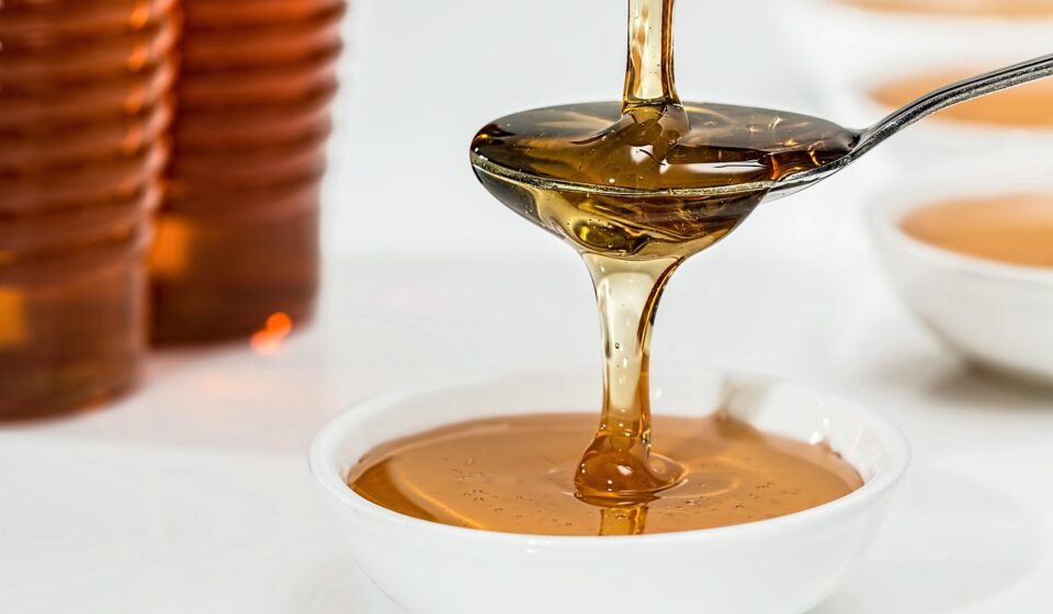 merry christmas, honey, syrup, pouring, sweet, organic, golden, teaspoon, healthy, drip, sticky, natural, translucent, fructose, glucose, food, sweetener, closeup, world bee day