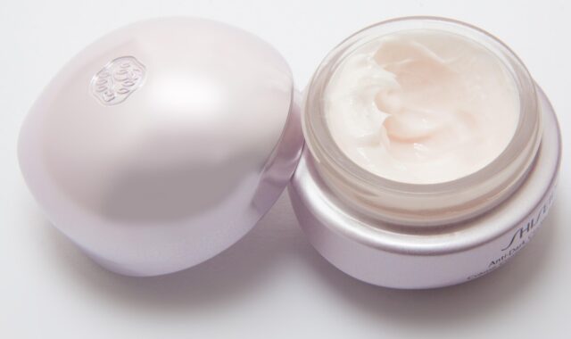 cream, skin care, cream colors, eye cream, against dark circles, rosenblatt, blurred, cell renewal, cosmetics, beauty, rejuvenation, delicate skin, can, noble, packaging, delicate violet, skin care, skin care, skin care, skin care, skin care, eye cream, eye cream