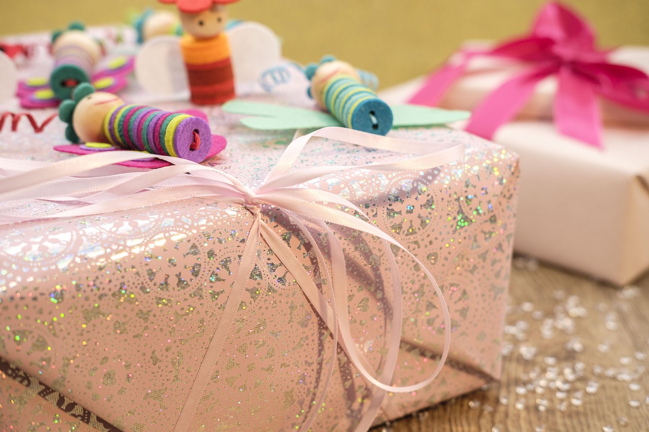 date of birth, coupon, gifts, surprise, packaging, decoration, recognition