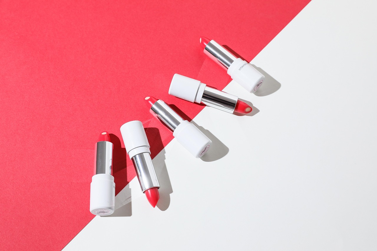 lipsticks, makeup, cosmetics, cosmetic products, beauty products, isolated, pink lipstick, cosmetics, beauty products, beauty products, beauty products, beauty products, beauty products