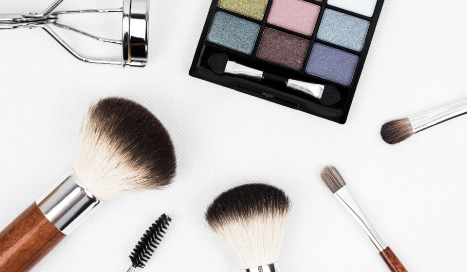makeup brushes, makeup, brushes, cosmetics, eye shadow, bristles, beauty, eyelash curler, flat lay, composition, makeup, makeup, makeup, makeup, makeup, cosmetics, cosmetics, beauty